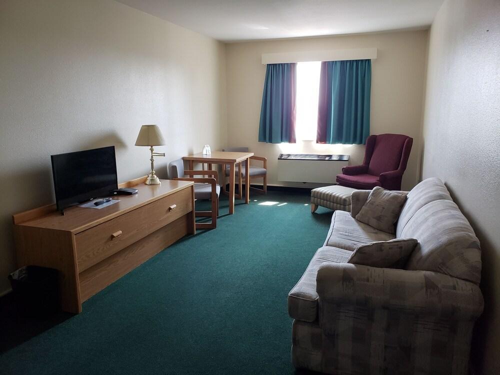 Hotel Super 8 By Wyndham Moose Jaw Sk Zewnętrze zdjęcie