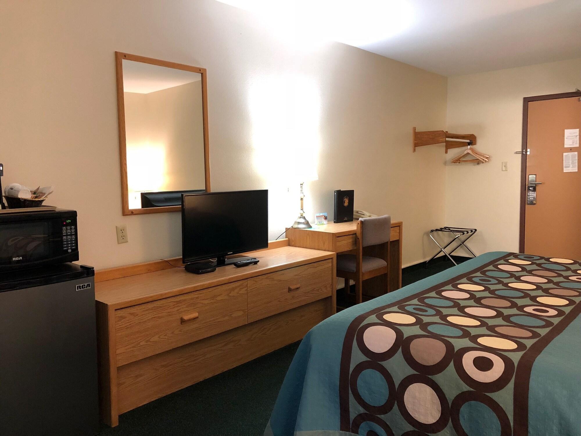 Hotel Super 8 By Wyndham Moose Jaw Sk Zewnętrze zdjęcie
