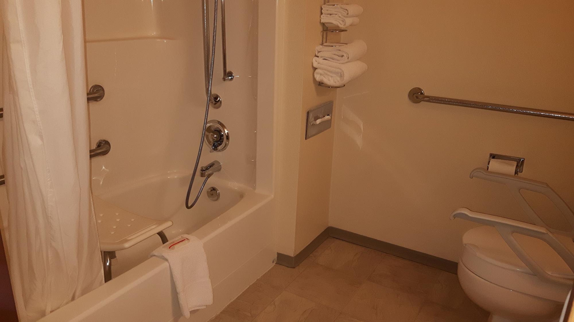 Hotel Super 8 By Wyndham Moose Jaw Sk Zewnętrze zdjęcie