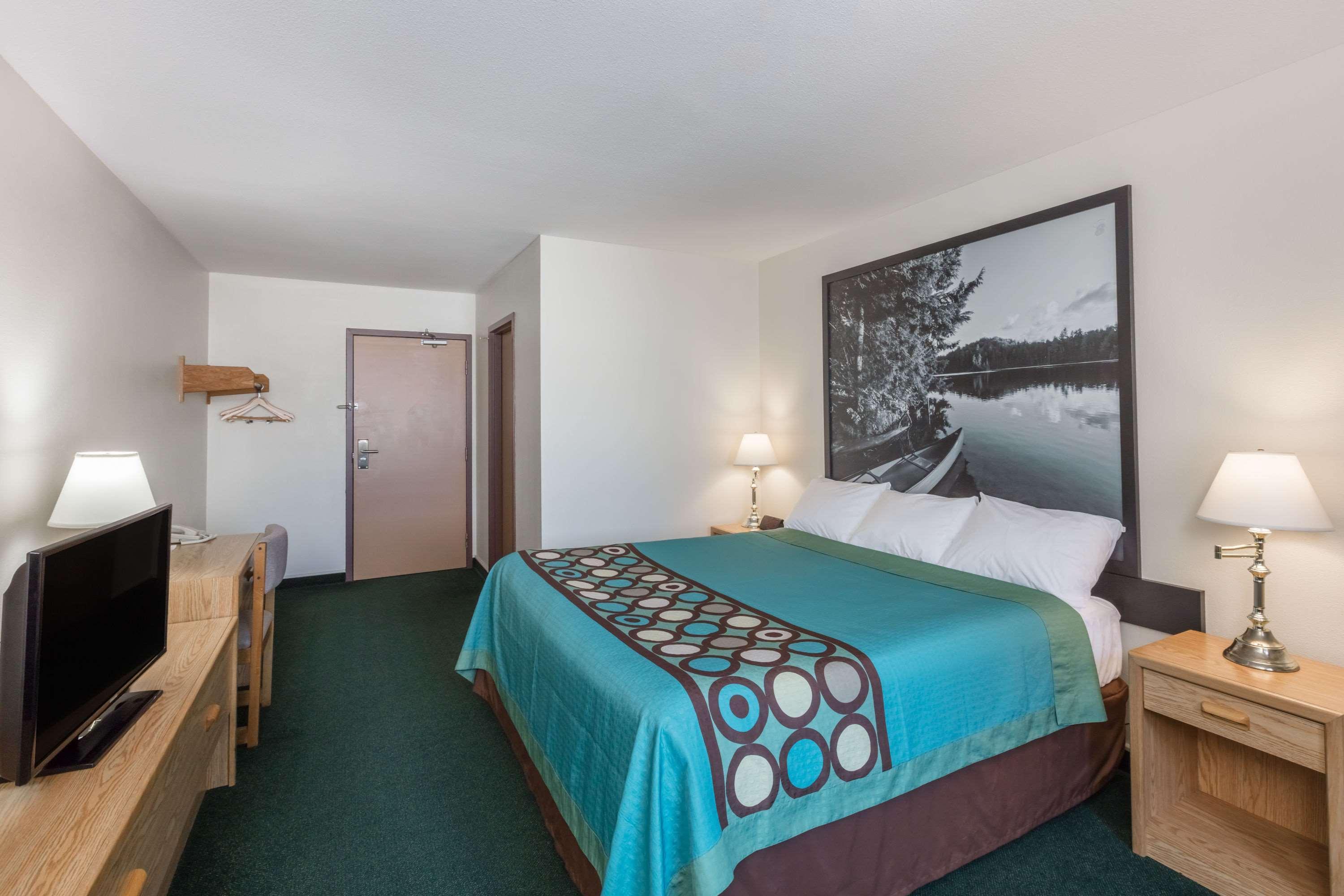 Hotel Super 8 By Wyndham Moose Jaw Sk Zewnętrze zdjęcie