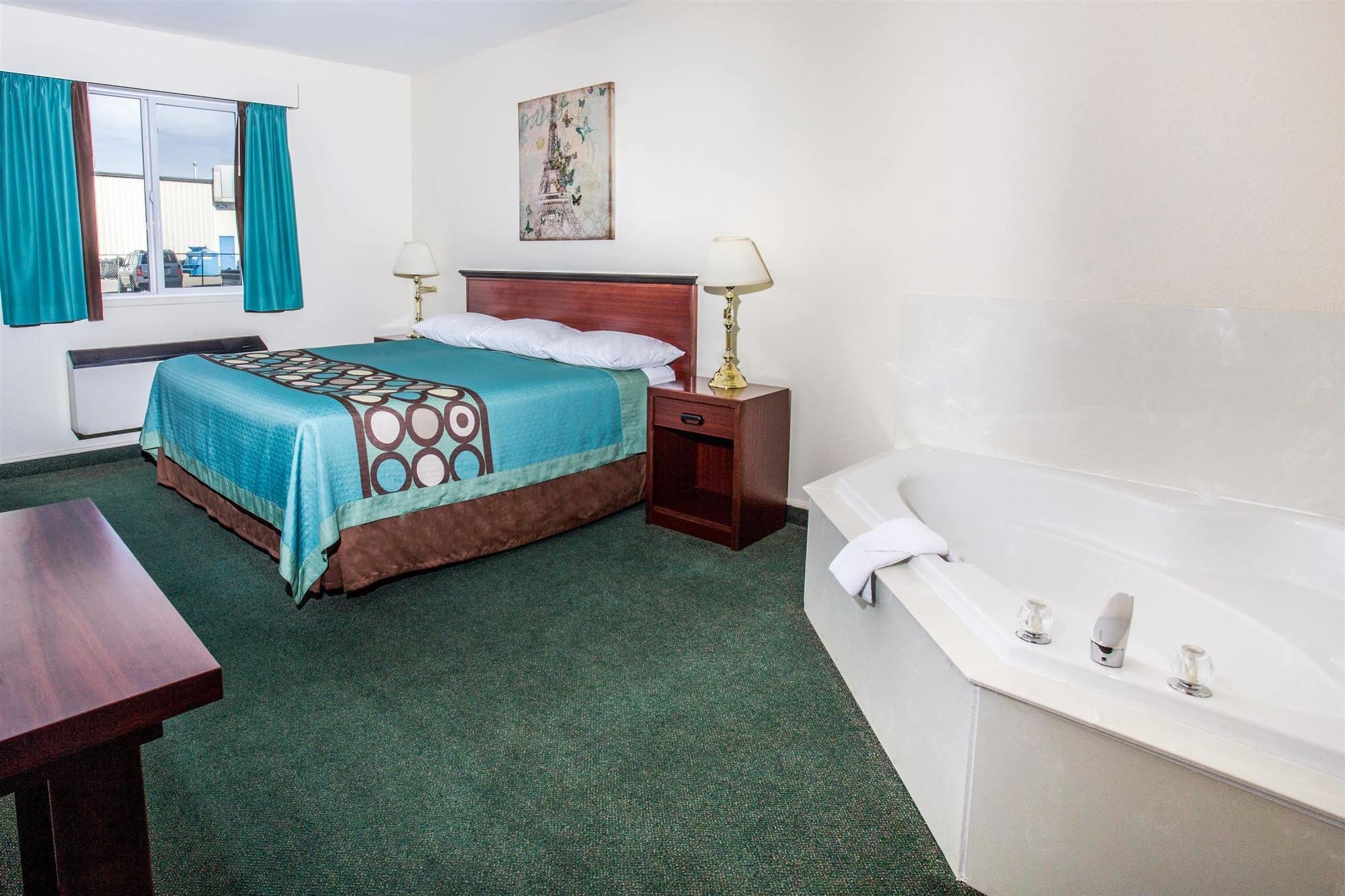 Hotel Super 8 By Wyndham Moose Jaw Sk Zewnętrze zdjęcie